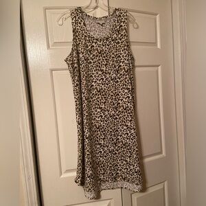 Soft leopard print dress. Hits above the knee for shorter ladies.